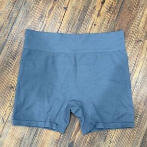 Wild Fable Women’s High-Rise Seamless Bike Shorts